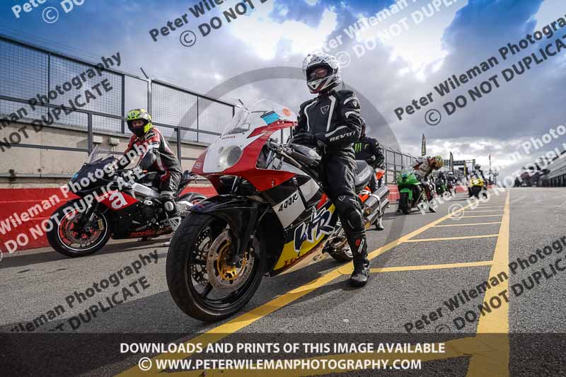 donington no limits trackday;donington park photographs;donington trackday photographs;no limits trackdays;peter wileman photography;trackday digital images;trackday photos